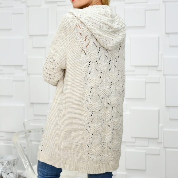 Beautiful Knit Cardigan - Picture 3 of 4